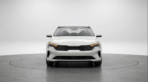 Snow White Pearl 2025 Kia K4 LXS