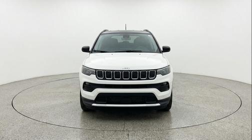 Bright White Clearcoat 2025 Jeep Compass Limited