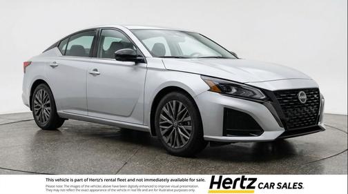 Brilliant Silver Metallic 2025 Nissan Altima SV FWD