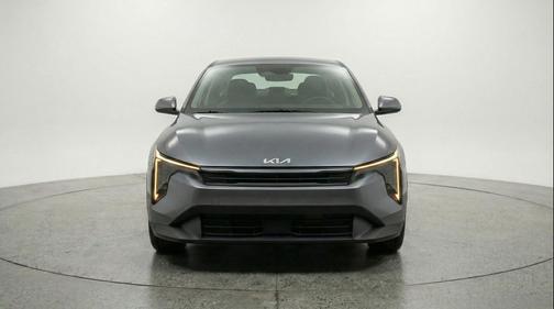 Interstellar Gray 2025 Kia K4 LXS