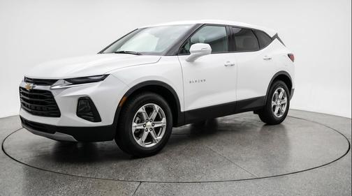 Summit White 2025 Chevrolet Blazer 2LT