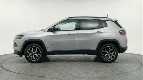 Silver Zynith Metallic Clearcoat 2025 Jeep Compass Limited
