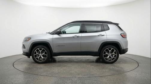 Silver Zynith Metallic Clearcoat 2025 Jeep Compass Limited