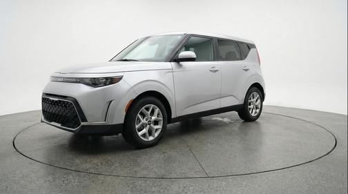 Steel Gray 2025 Kia Soul LX