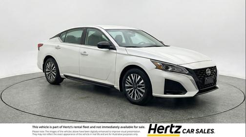 Glacier White 2025 Nissan Altima SV FWD