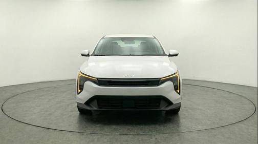 Snow White Pearl 2025 Kia K4 LXS