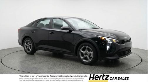 Aurora Black Pearl 2025 Kia K4 LXS