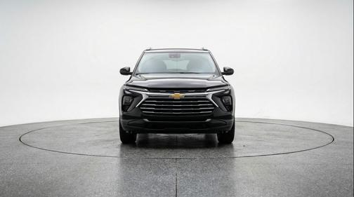 Mosaic Black Metallic 2025 Chevrolet Trailblazer LT