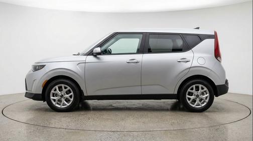 Steel Gray 2025 Kia Soul LX