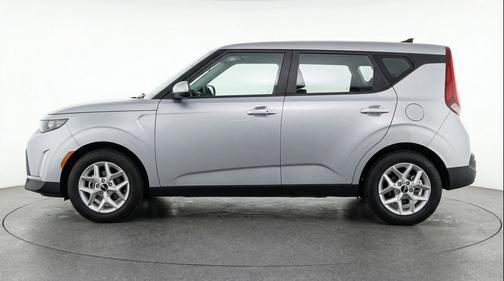 Steel Gray 2025 Kia Soul LX
