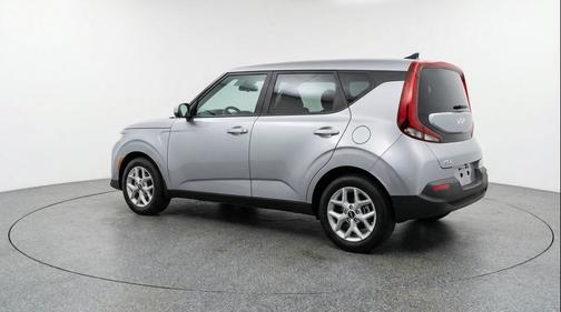 Steel Gray 2025 Kia Soul LX