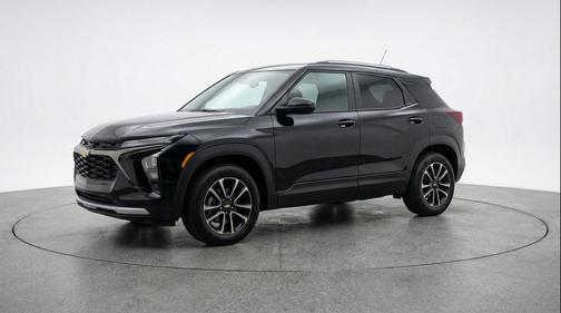 Mosaic Black Metallic 2025 Chevrolet Trailblazer LT