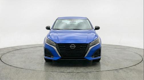 2025 Nissan Altima SV FWD