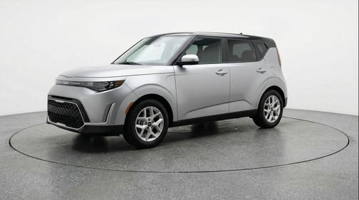 Steel Gray 2025 Kia Soul LX