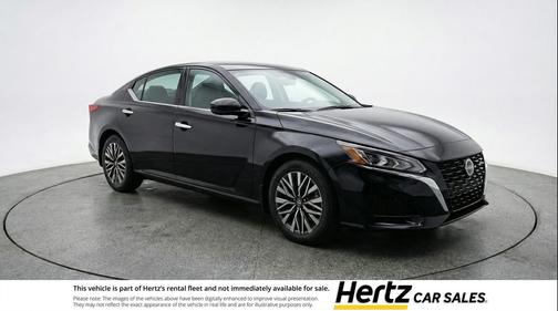 Super Black 2025 Nissan Altima SV FWD