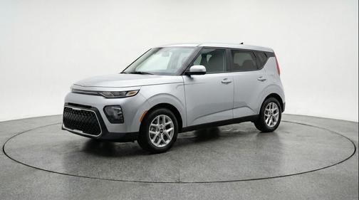 Steel Gray 2025 Kia Soul LX