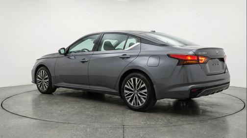 Gun Metallic 2025 Nissan Altima SV FWD