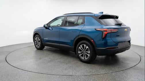Lakeshore Blue Metallic 2025 Chevrolet Equinox 1LT