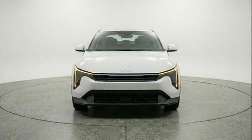 Snow White Pearl 2025 Kia K4 LXS