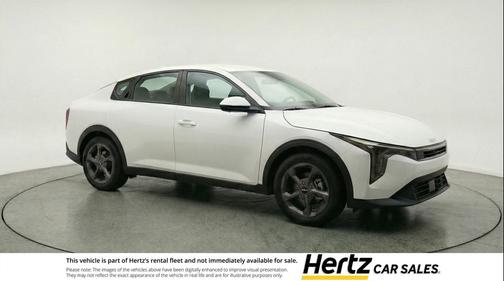 Snow White Pearl 2025 Kia K4 LXS