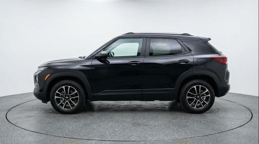 Mosaic Black Metallic 2025 Chevrolet Trailblazer LT