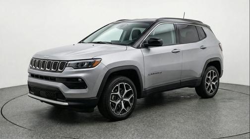 Silver Zynith Metallic Clearcoat 2025 Jeep Compass Limited