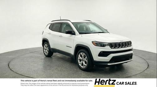 Bright White Clearcoat 2025 Jeep Compass Latitude