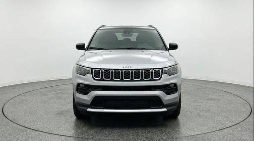 Silver Zynith Metallic Clearcoat 2025 Jeep Compass Limited