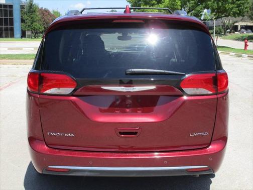 2020 Chrysler Pacifica Limited