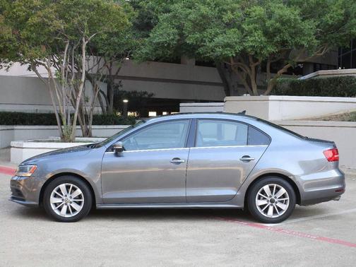 2015 Volkswagen Jetta Auto SE w/Connectivity