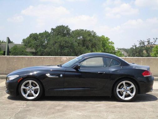 Black 2015 BMW Z4 sDrive28i