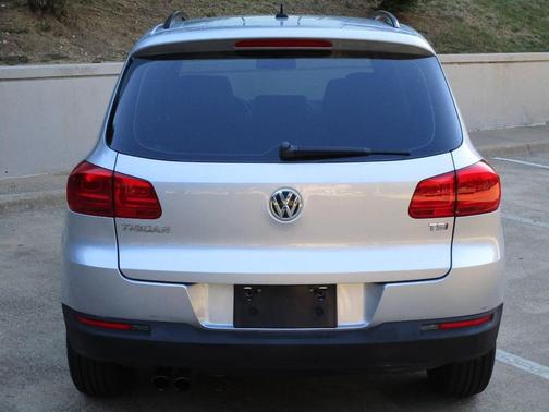 2016 Volkswagen Tiguan SE