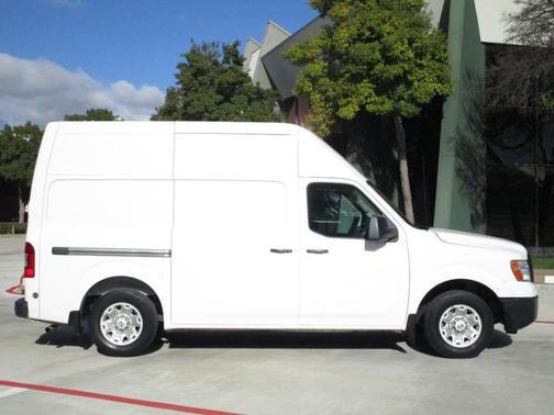 2021 Nissan NV Cargo NV2500 HD SV V6