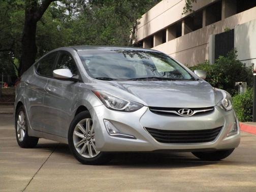 Gray 2015 Hyundai ELANTRA SE