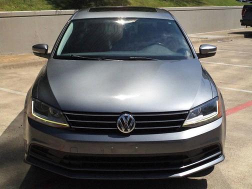 Dark Gray 2017 Volkswagen Jetta 1.4T SE