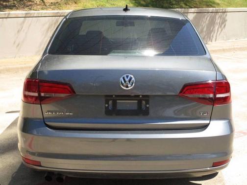 Dark Gray 2017 Volkswagen Jetta 1.4T SE