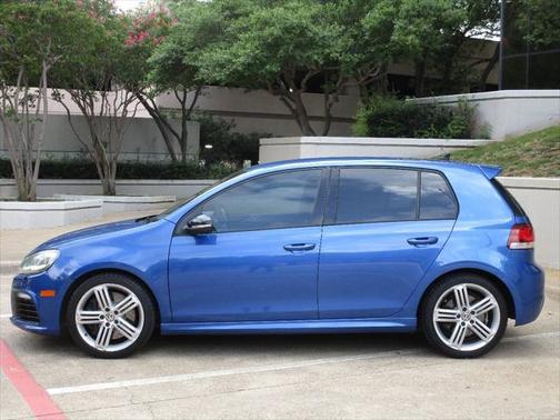 2013 Volkswagen Golf R 4-Door