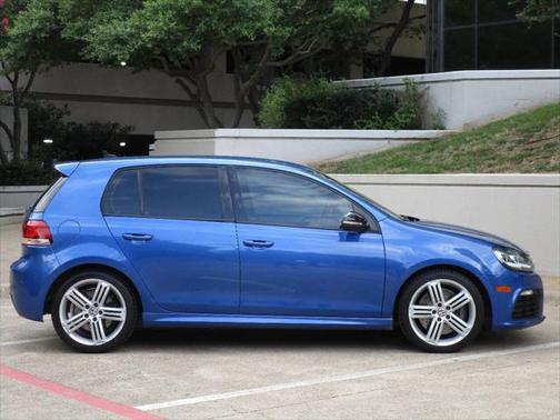2013 Volkswagen Golf R 4-Door
