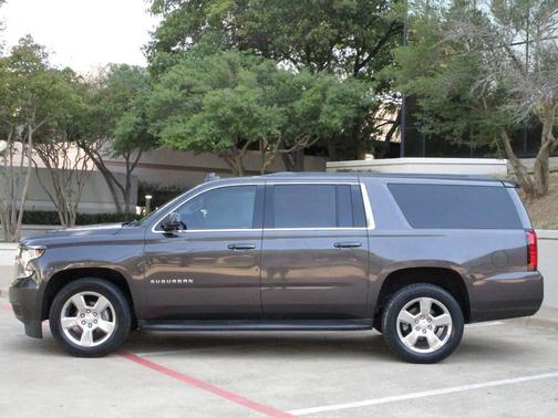 Dark Gray 2017 Chevrolet Suburban LS