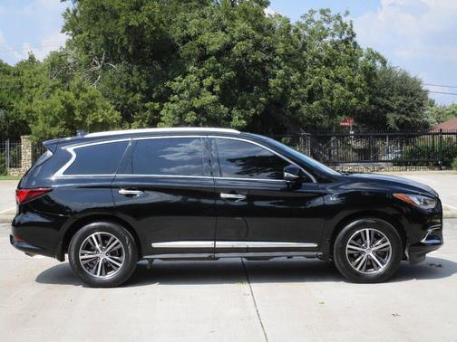 2018 INFINITI QX60 Base