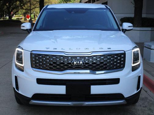 2020 Kia Telluride LX 4dr SUV