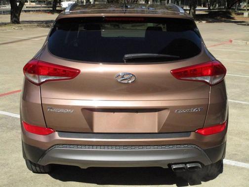 2016 Hyundai TUCSON Sport