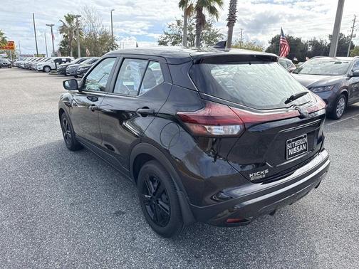 2024 Nissan Kicks S
