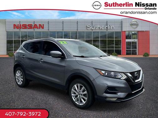2022 Nissan Rogue Sport SV