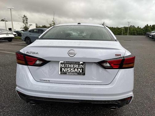 Gray Sky Pearl 2026 Nissan Altima 2.5 SR