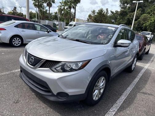 2018 Nissan Rogue Sport SV