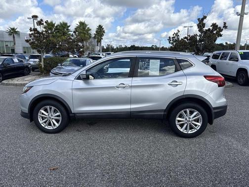2018 Nissan Rogue Sport SV