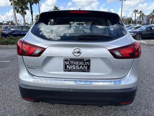 2018 Nissan Rogue Sport SV