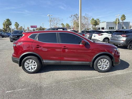 2020 Nissan Rogue Sport S
