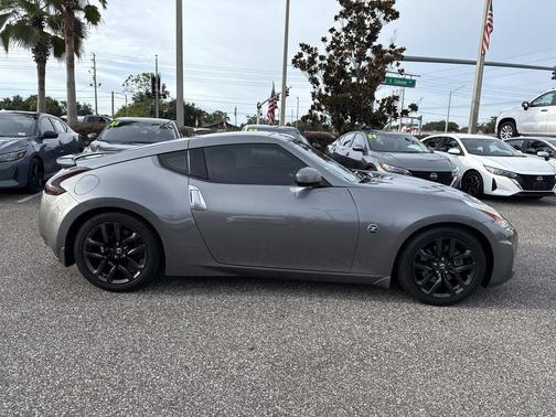 2017 Nissan 370Z Touring